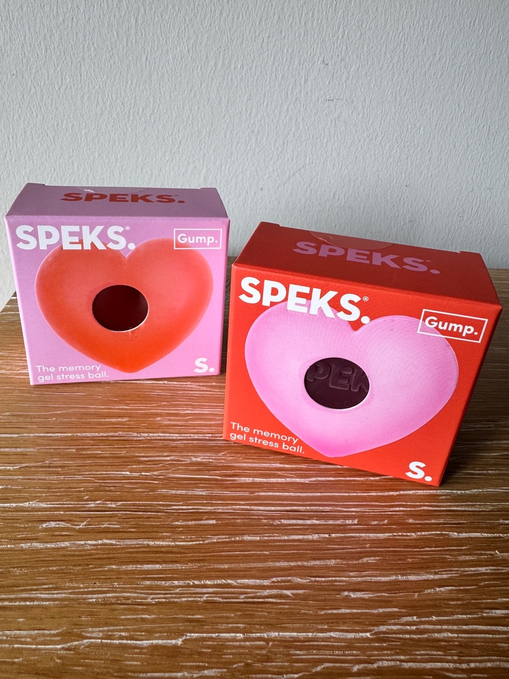 *TWO* SPEKS Bundle Gump Heart Pink & Red Memory Gel Stress Balls Sealed NIB 🩷❤️